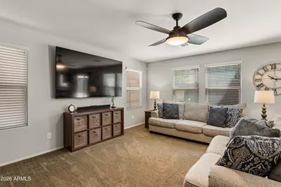 12136 W Cottontail Lane, Peoria, AZ 85383 - Photo 10