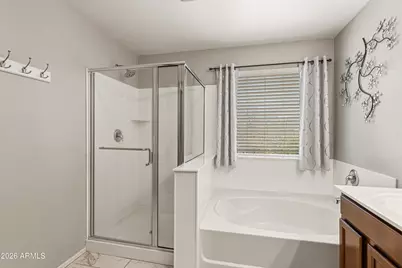 12136 W Cottontail Lane, Peoria, AZ 85383 - Photo 22