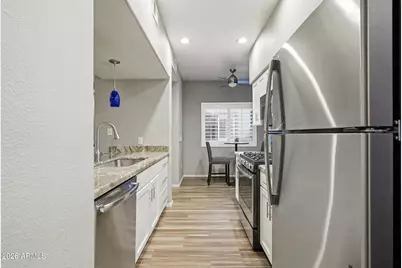7401 W Arrowhead Clubhouse Drive #1012, Glendale, AZ 85308 - Photo 8