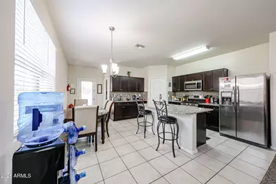 30957 W Amelia Avenue, Buckeye, AZ 85396 - Photo 10