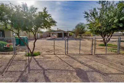 207 E 6th Street, Eloy, AZ 85131 - Photo 2