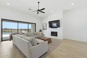 922 W Joyous Ln, San Tan Valley, AZ 85143 - Photo 10