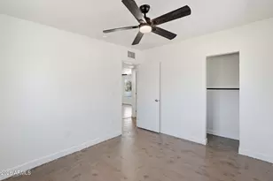 2230 W Cambridge Ave, Phoenix, AZ 85009 - Photo 16