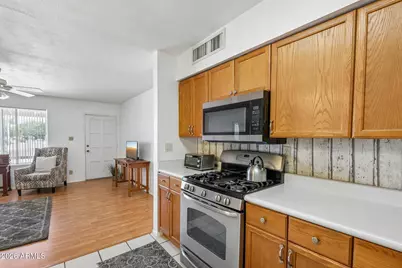 17642 N 16th Avenue, Phoenix, AZ 85023 - Photo 16