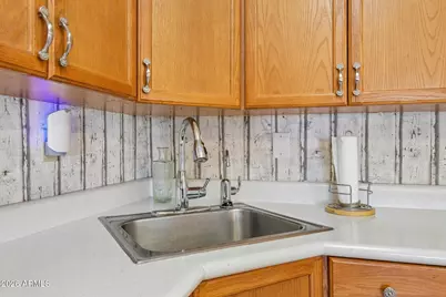 17642 N 16th Avenue, Phoenix, AZ 85023 - Photo 14