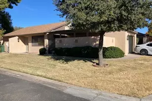 12 Leisure World, Mesa, AZ 85206 - Photo 2