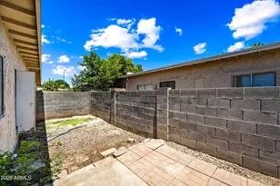 15601 N 27th St, Phoenix, AZ 85032 - Photo 16