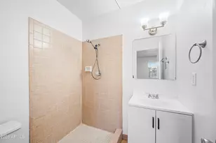 15601 N 27th St, Phoenix, AZ 85032 - Photo 12