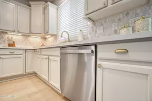 21614 N 39th Pl, Phoenix, AZ 85050 - Photo 26