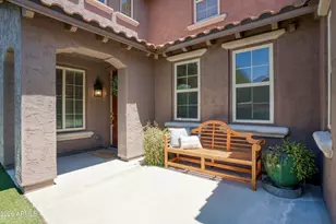 21614 N 39th Pl, Phoenix, AZ 85050 - Photo 2
