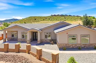 395 Zachary Dr, Prescott, AZ 86301 - Photo 1