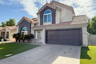 1114 S Surfside Dr, Gilbert, AZ 85233 - Photo 1