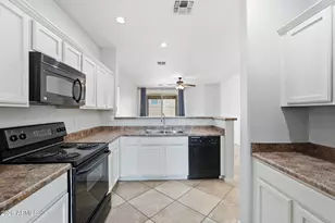 11630 W Lincoln St, Avondale, AZ 85323 - Photo 2