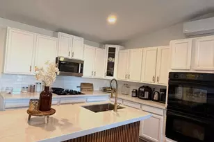 4950 W Bethany Home Rd, Glendale, AZ 85301 - Photo 2
