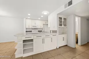 8055 E Thomas Rd, Scottsdale, AZ 85251 - Photo 8
