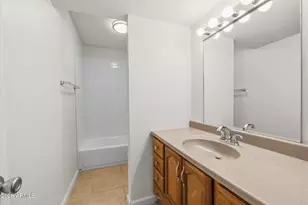 8055 E Thomas Rd, Scottsdale, AZ 85251 - Photo 14