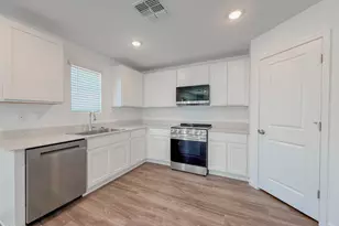 239 W Sonoran Vista Circle, Coolidge, AZ 85128 - Photo 4