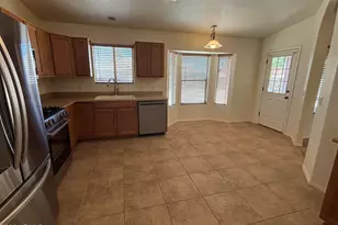 1669 Mission Viejo Dr, Sierra Vista, AZ 85635 - Photo 10