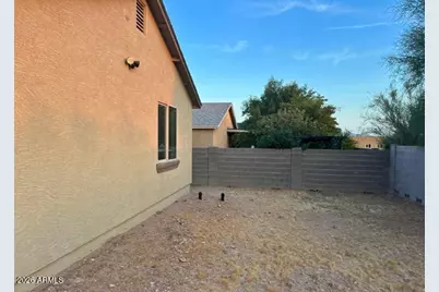 32012 N Bush Street, Wittmann, AZ 85361 - Photo 14