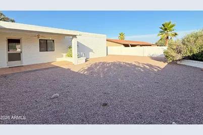 15076 N Escondido Drive #B, Fountain Hills, AZ 85268 - Photo 16