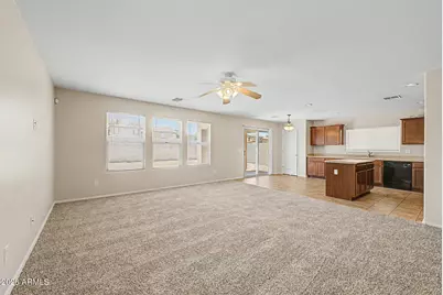17118 N 184th Lane, Surprise, AZ 85374 - Photo 8