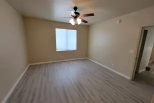 1629 E Grandview Rd, Phoenix, AZ 85022 - Photo 14