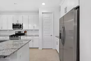 21785 S 213th Pl, Queen Creek, AZ 85142 - Photo 10