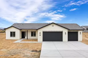 27510 N 258th Dr, Wittmann, AZ 85361 - Photo 2