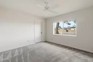2302 E Waltann Ln, Phoenix, AZ 85022 - Photo 20