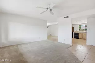 2302 E Waltann Ln, Phoenix, AZ 85022 - Photo 6