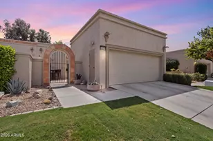 8479 N 84th Pl, Scottsdale, AZ 85258 - Photo 1