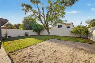 3910 E Rosemonte Dr, Phoenix, AZ 85050 - Photo 32