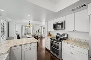 3910 E Rosemonte Dr, Phoenix, AZ 85050 - Photo 12