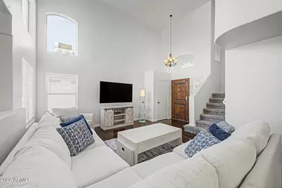 3910 E Rosemonte Drive, Phoenix, AZ 85050 - Photo 4