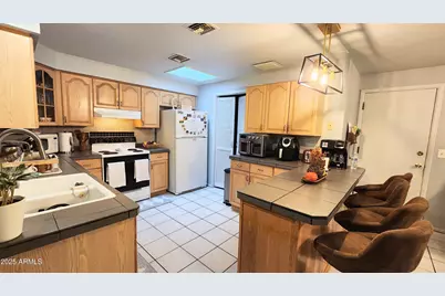 5515 W Hatcher Road, Glendale, AZ 85302 - Photo 14