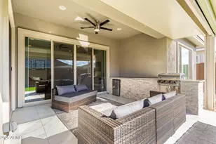 2827 E Robin Ln, Phoenix, AZ 85050 - Photo 34