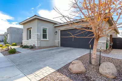 2827 E Robin Lane, Phoenix, AZ 85050 - Photo 8