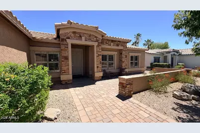 1121 E Powell Way, Chandler, AZ 85249 - Photo 2