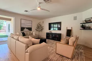 1121 E Powell Way, Chandler, AZ 85249 - Photo 6