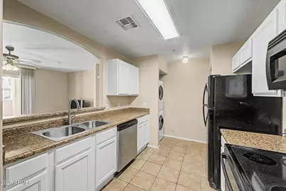 2950 W Louise Drive #108, Phoenix, AZ 85027 - Photo 12