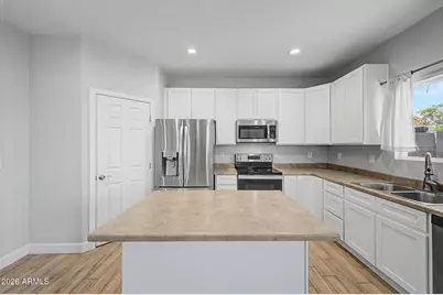 1018 E Odeum Lane, Phoenix, AZ 85040 - Photo 12