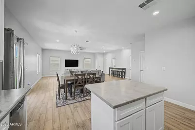 1018 E Odeum Lane, Phoenix, AZ 85040 - Photo 14