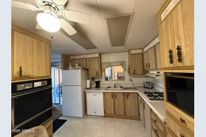 16440 N 32nd Way, Phoenix, AZ 85032 - Photo 8
