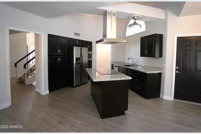 924 E Manor Drive, Chandler, AZ 85225 - Photo 6