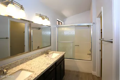 924 E Manor Drive, Chandler, AZ 85225 - Photo 20