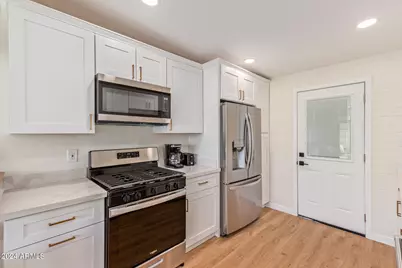 930 E Henry Street #A, Tempe, AZ 85288 - Photo 6
