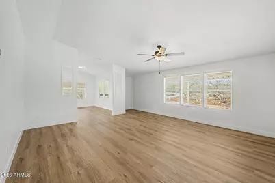 1628 E Circle Mountain Road, New River, AZ 85087 - Photo 8