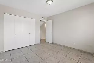 407 E Pecan Rd, Phoenix, AZ 85040 - Photo 16