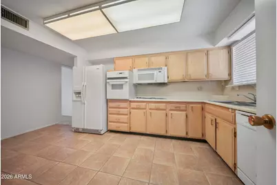 10727 W Saratoga Circle N, Sun City, AZ 85351 - Photo 10