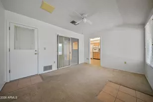 10727 W Saratoga Circle N, Sun City, AZ 85351 - Photo 18